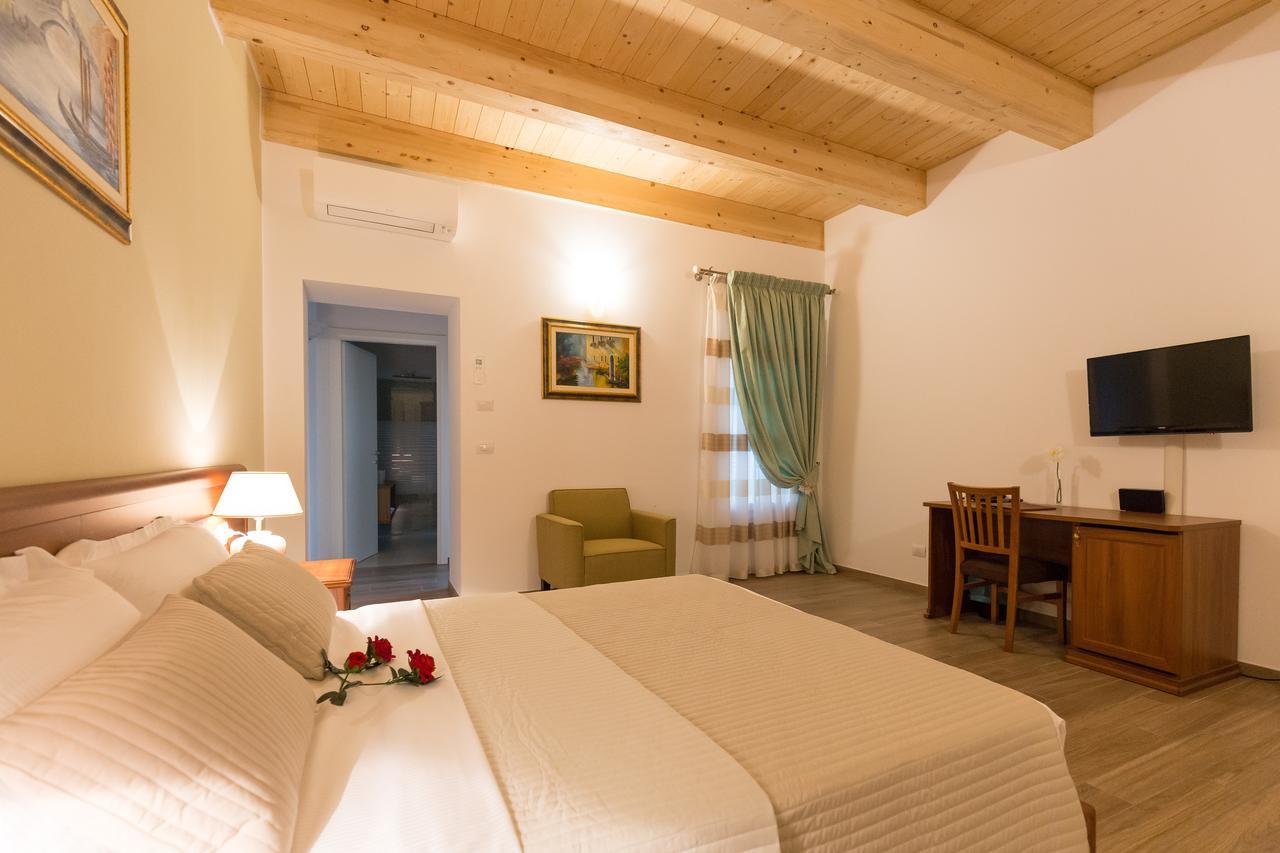 Villa Cavour Comacchio Eksteriør billede